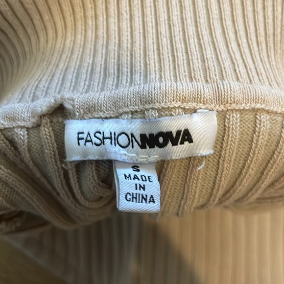 Fashion Nova Bodysuit - Picture 3 of 3